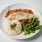 Салат с сыром Буррата