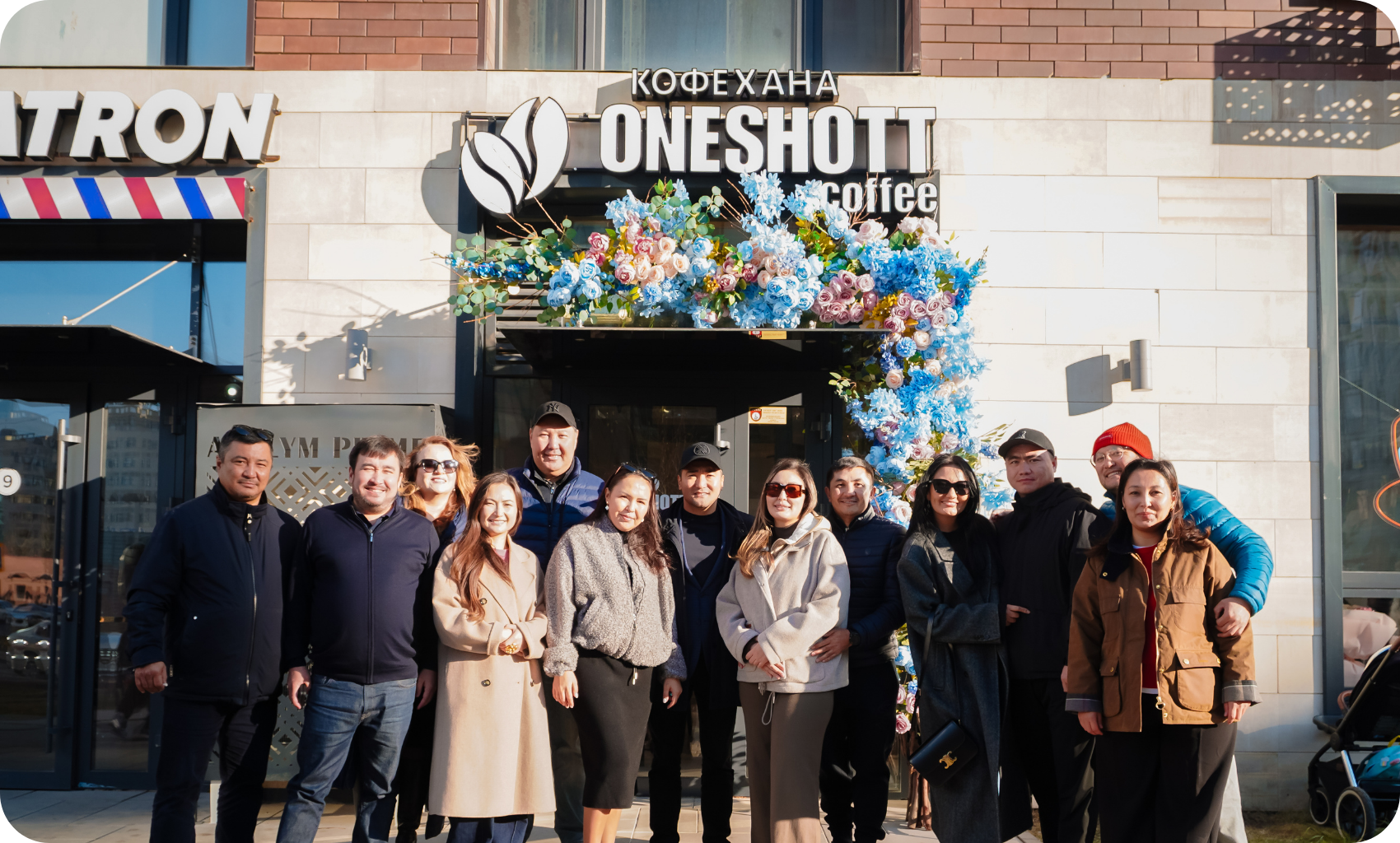 Как открыть успешную кофейню с ONESHOTT COFFEE: история роста и возможности для партнеров
